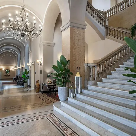 Grand Di | Esperienze بارما