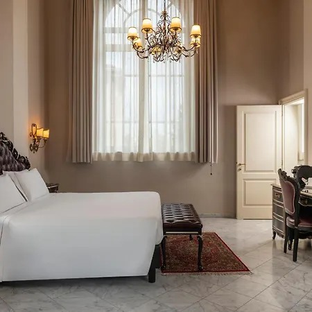 Grand Di | Esperienze فندق بارما