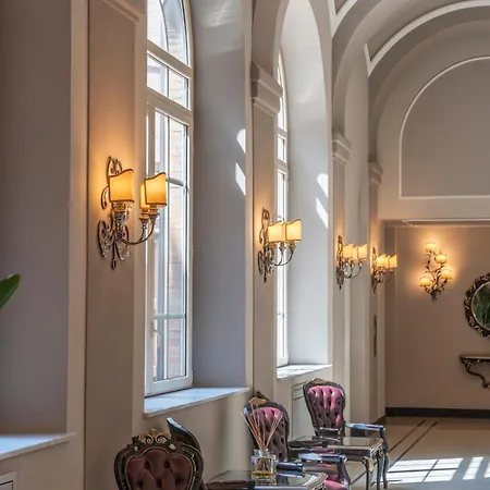 Grand Di | Esperienze Hotel Parme