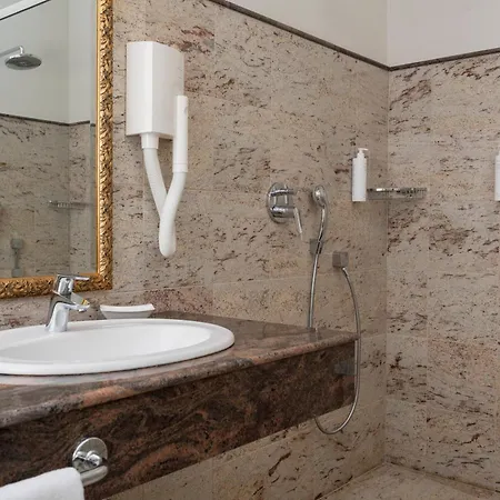 فندق Grand Di | Esperienze بارما